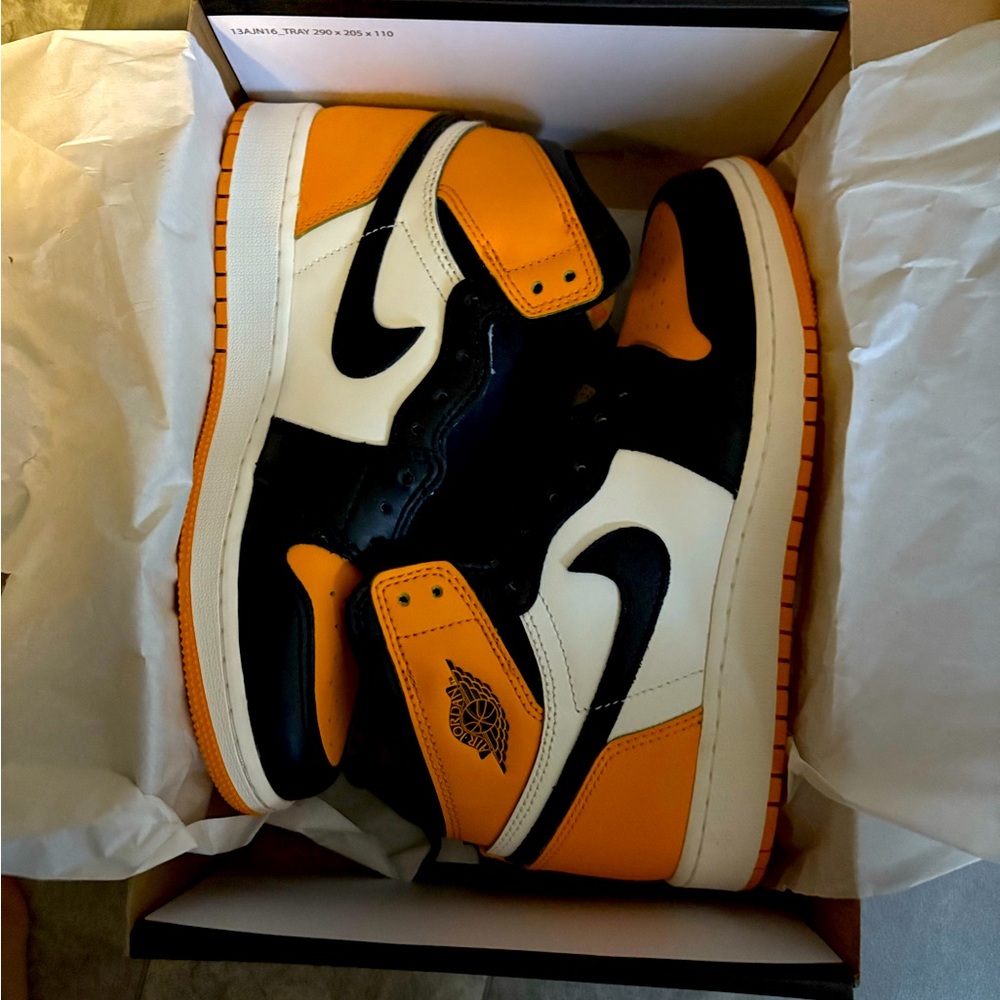 Air Jordan 1 high OG GS “Yellow Toe”